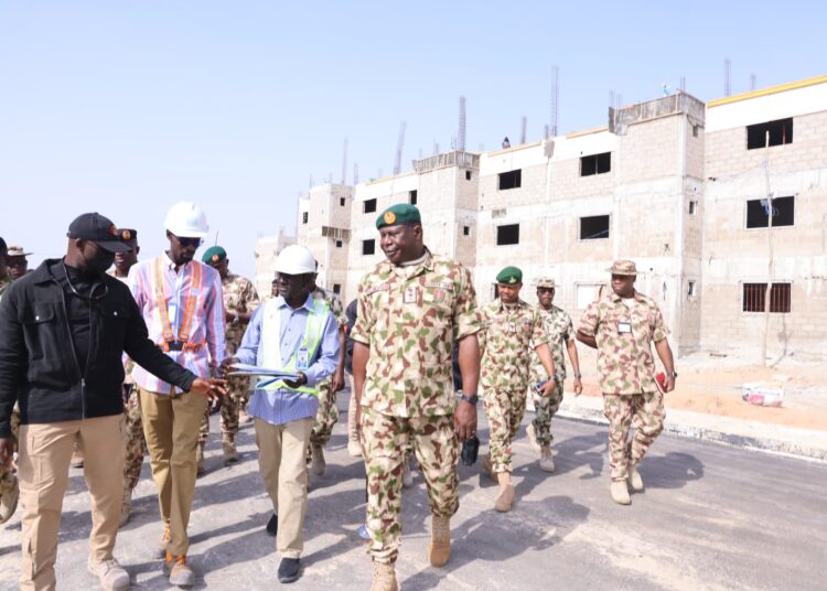Chief-of-Army-Staff-Lt-Gen-Oluyede-visits-Theatre-Command-in-Maiduguri-750×536