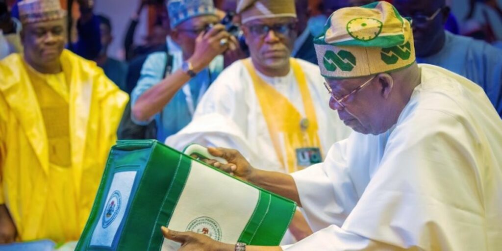 Tinubu-presenting-budget