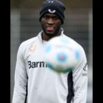 Victor-Boniface-pictured-back-in-training-ahead-of-Bayer-Leverkusens-last-match-of-20241-1024×536