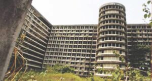 •Dilapidated Federal Secretariat Complex in Ikoyi, Lagos