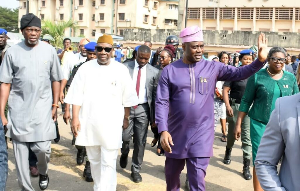From left, Deputy Speaker, Oyo State House of Assembly, Hon Abiodun Fadeyi; Deputy Governor of Oyo State, Barr Bayo Lawal; Governor Seyi Makinde; his wife, Tamunominini and Oyo State, Head of Service, Mrs Olubunmi Oni, during the Oyo State Government 2025 Inter-Faith Service, held at Secretariat, Ibadan. PHOTO:Oyo Gov’s Media Unit.