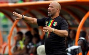 Ex-internationals, fans fault Chelle’s appointment