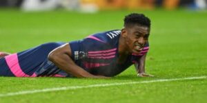 Forest unwilling to sell Awoniyi