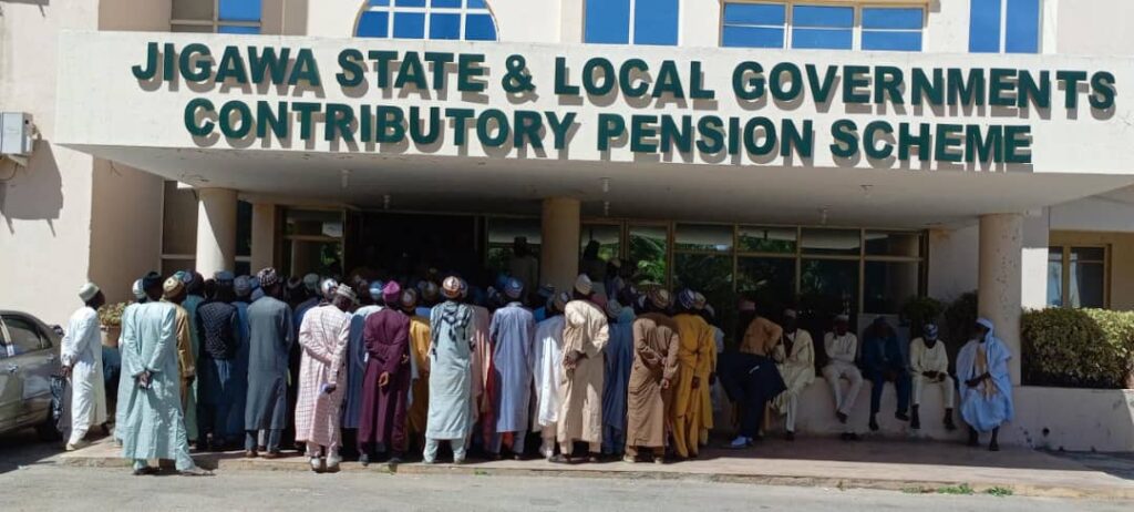 Jigawa pays N1.54bn to 609 retirees