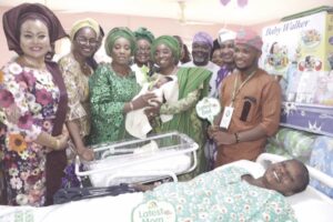 Lagos State First Lady Dr. Ibijoke Sanwo-Olu wit the First Baby of the Year