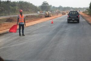 Minister threatens to terminate Aba-Port Harcourt road contract over project delays