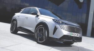 Peugeot E3008