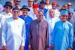 Tinubu-flanked-by-Fubara-Wike-and-other-Rivers-statesmen-860×574