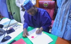 Zulum signs 2025 budget of N615.8bn into law