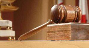 court-gavel-636×342