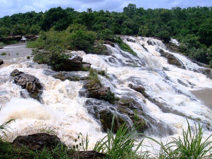 powerful-waters-of-gurara