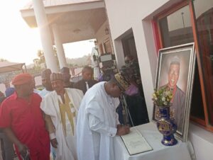 Prince Adebayo honours late Lt.-Gen. Useni as angel in army uniform