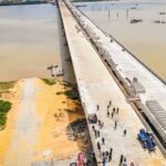 FG re-awards two bypasses for 2nd Niger Bridge project