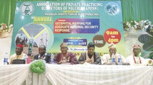 Dignitaries on hightable