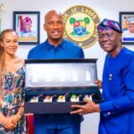 Drogba pays courtesy visit
