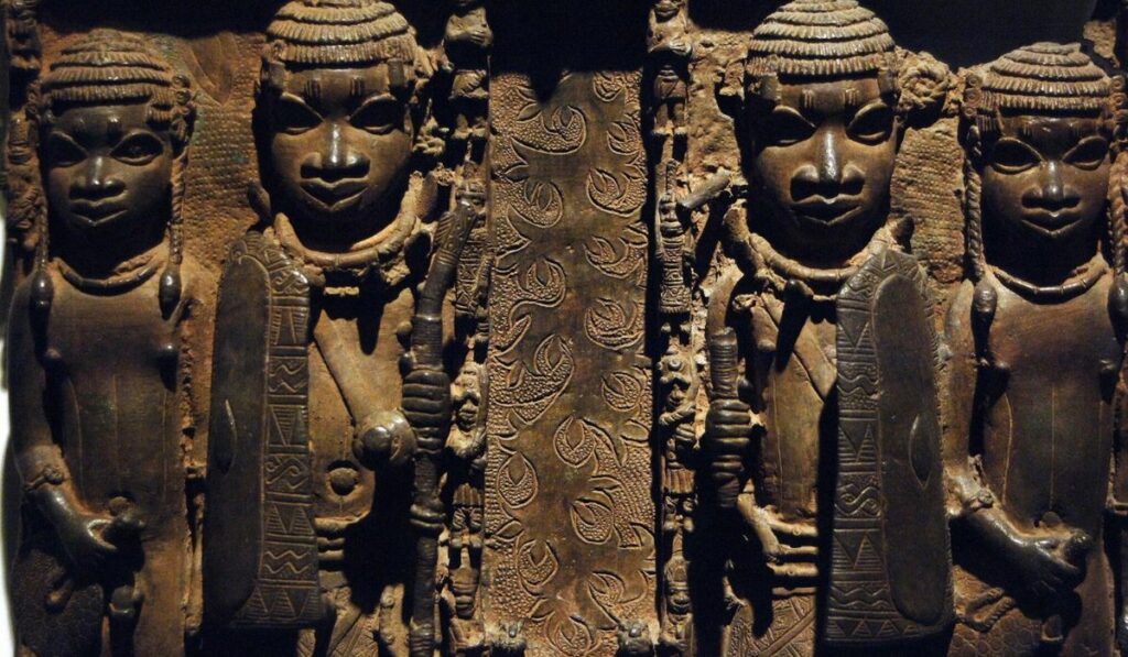 Benin bronze sculpture