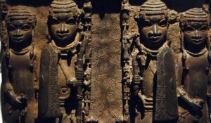 Benin bronze sculpture