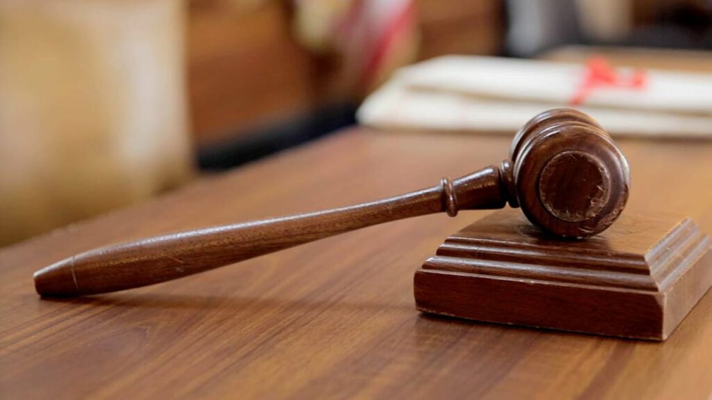 court-1