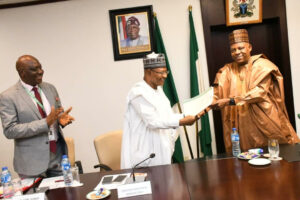Senator representing Kaduna South,  Sunday Katung;  Governor of Kaduna State, Uba Sani  and Vice President Kashim Shettima during the Signing ceremony and handover of landed property to the Federal Government by the EFCC for the takeoff of the Federal Univsersity of Applied Sciences, Southern Kaduna at the Presidential Villa in Abuja on Tuesday (11/02/2025)