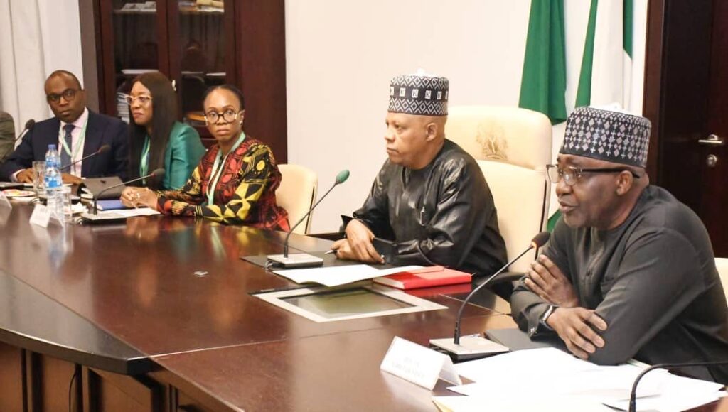 From left, Members of delegation, from the Harvard Kennedy School Alumni, Stephen Akpakwu; Prosper Ahmed Amuquandoh ; Mr. Sheffg Kolade Amuquandoh ; Vice President Kashim Shettima and Deputy Chief of Staff to the President office of the Vice President, Sen. Ibrahim Hadejia during the delegation visit on a Nigeria -Ghana Trek at the Presidential Villa in Abuja on Tuesday (18/03/2025)