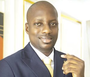 Ayomide Praise,Travel expert