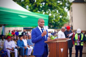 Dr Ibenaku Onoh