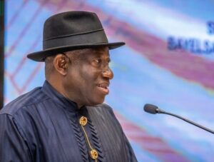 Goodluck-Jonathan-Okay-ng-1-860×656