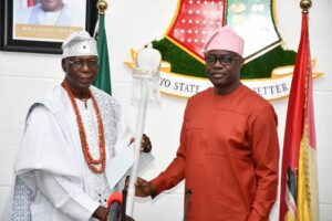 Oyo State Governor, Seyi Makinde (right); presenting Certificate and Staff of Office to New Eleruwa of Eruwa, Oba Samuel Adegbola, at the Executive Chamber, Governor’s Office Secretariat, Ibadan. PHOTO: Oyo Gov’s Media Unit