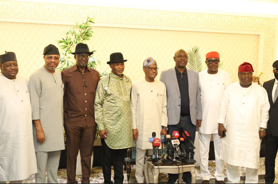 L-R: Minority Whip in the 9th Senate, Philip Aduda, Allwell Onyeso, Ryan Hon. Chibudom Nwuche, Hon. Kingsley Chinda, FCT Minister, Nyesom Wike, Minister of State for Petroleum, Heineken Lokpobiri, Mao Ohuambuwa and Sandy Onoh following the Supreme Court verdict in the Rivers State crisis on Friday in Abuja