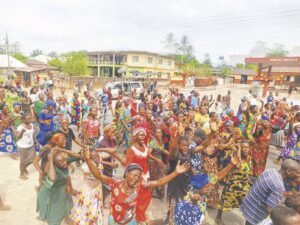 The protesting widows