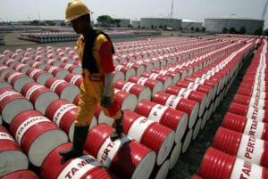 crude-oil-e1635414228661