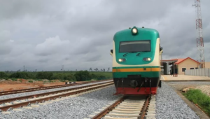 xTrain.jpg.pagespeed.ic.3f76oS6pgm