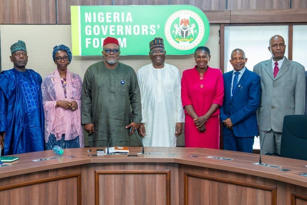 L-R; Senior Agric Adviser, Nigeria Governors’ Forum, Professor Abba Gambo; Head HR, NGF, Auwa Aliru; Executive Secretary of the Nigerian Press Council (NPC), Dili Ezughah; (middle) – Director General Nigeria Governors’ Forum, Abdulateef Shittu and other members of staff of the Nigerian Press Council at the courtesy visit to the NGF Secretariat on Thursday, April 17, 2025