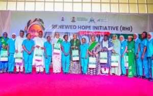 First Lady of Nigeria, Oluremi Tinubu (m), wife of Vice President, Nana Kashim Shettima, Governor of Taraba State, Agbu Kefas and his wife, Coordinating Minister for Health and Social Welfare, Ali Pate with some of the nurses and midwives at flag off of the distribution of Professional kits to midwives provided by the Renewed Hope Initiative (RHI) in the North East Geopolitical Zone of Nigeria