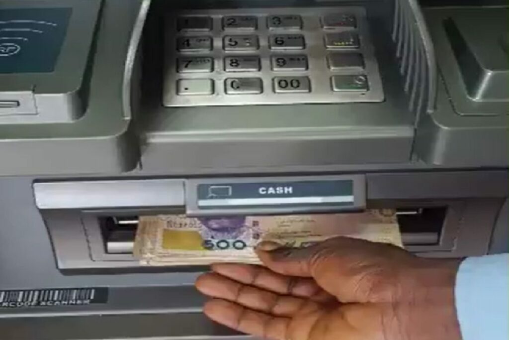 ATM-cash-dispensary