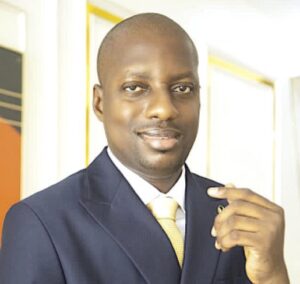 Ayomide Praise,Travel expert