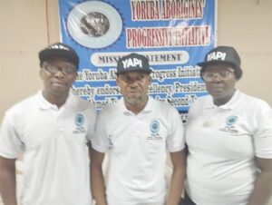 John flanked by exco members