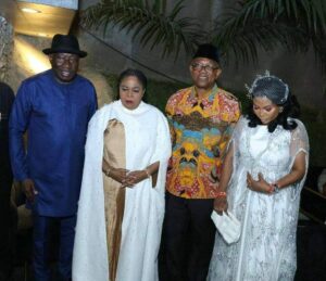 Jonathan-Celebrated-by-Friends-for-Winning-2025-Sunhak-Award