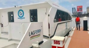 LAGFERRY-696×375