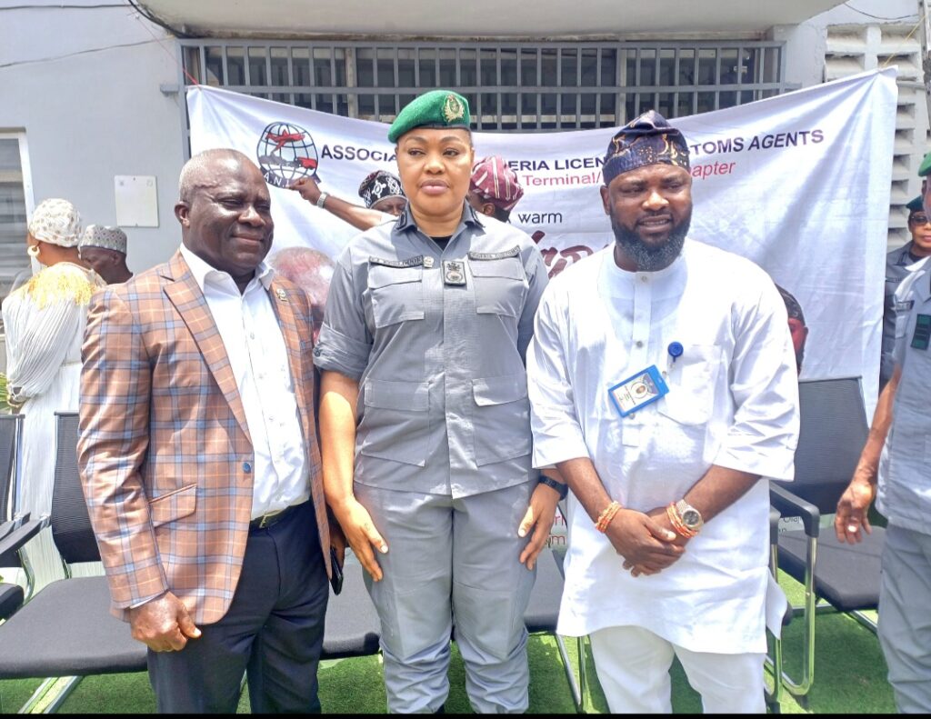L-R: The National President, Association of Nigerian Licensed Customs Agents (ANLCA) Emenike Nwokeoji, the Customs Area Controller, KLT Command, Compt Joy Edelduok and the Chairman of KLT Chapter of ANLCA, Chief Ahmed Olajide Bello at the presentation of the new KLT Chapter Executives to Customs on Friday
