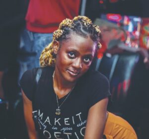 Singer Iva Tracy