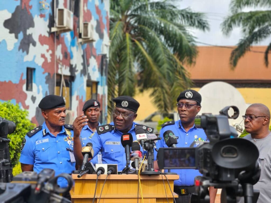The Delta Commissioner of Police (CP) Olufemi Abaniwonda flanked by top officers addressing Press in Warri