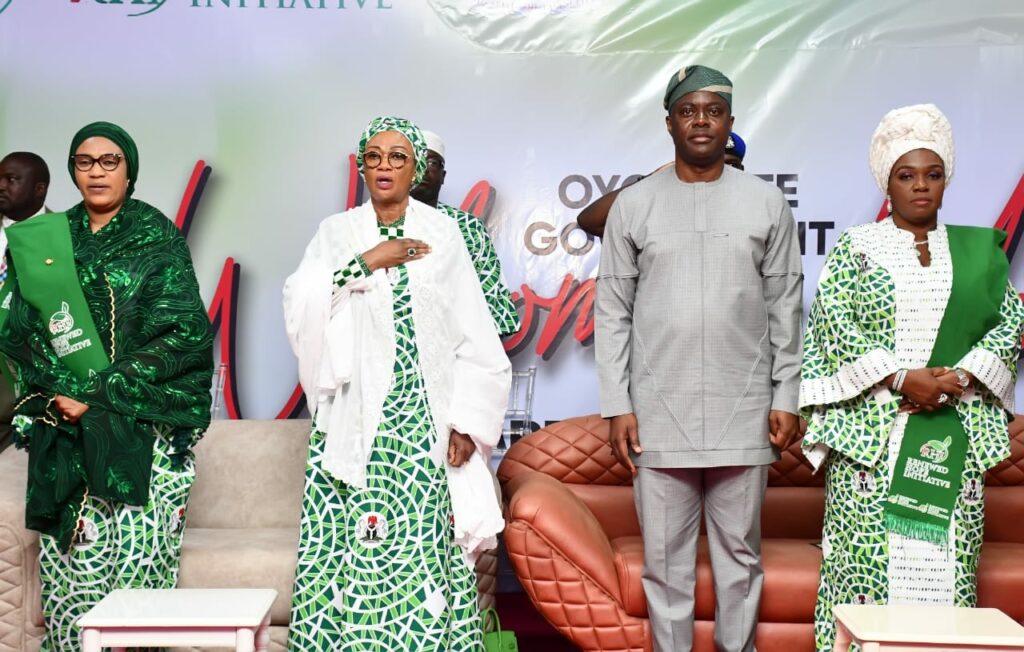 From left, Wife of the Vice President, Hajia Nana Shettima; the First Lady, Federal Republic of Nigeria and National  Chairman, Renewed Hope Initiative (RHI), Senator Oluremi Tinubu; Oyo State Governor, Seyi Makinde; and his wife, Tamunominini, during the RHI Social Investment Programme (Food Outreach Scheme) donation of food items to vulnerable groups in Oyo State, held at the Local Government House, Secretariat, Ibadan. PHOTO: Oyo Gov’s Media Unit
