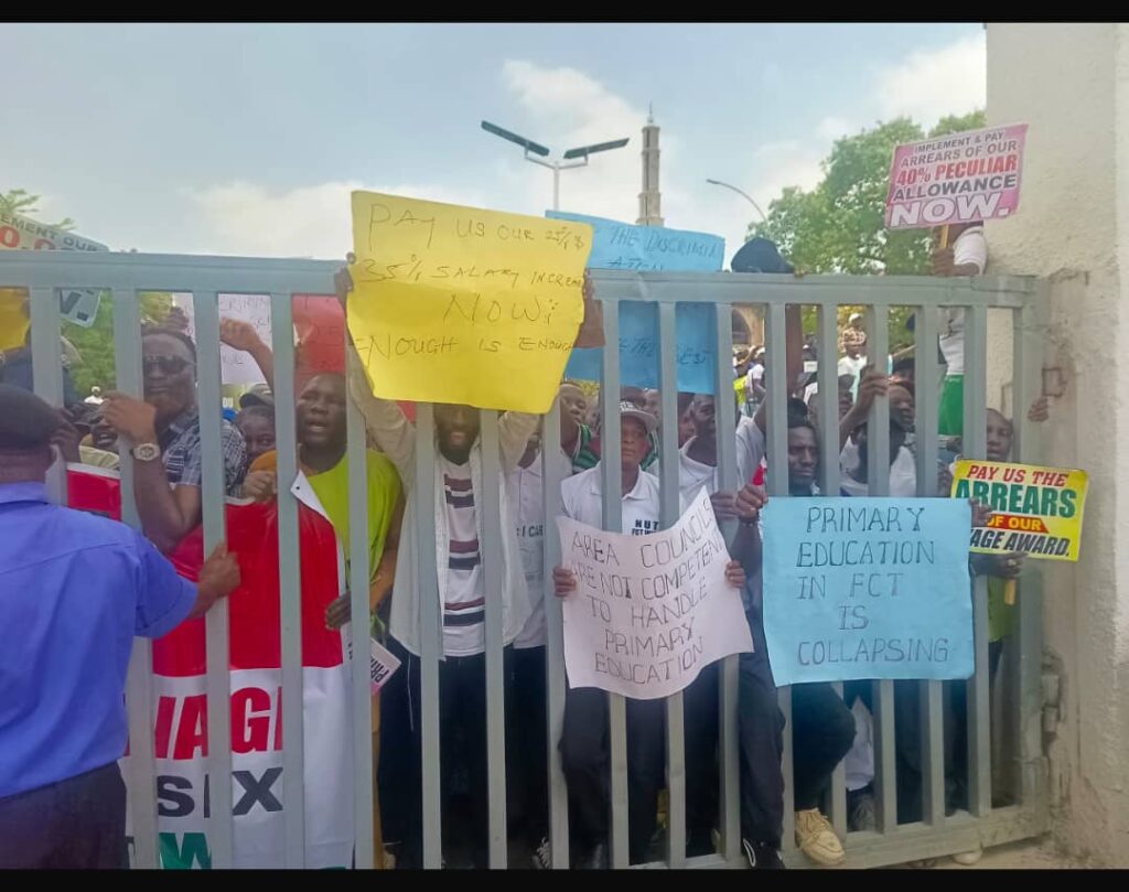 Protesting workers at the Federal Capital Territory Administration (FCTA), secretariat on Thursday