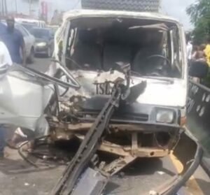 Lagos: 2 injured as commercial bus rams into private car