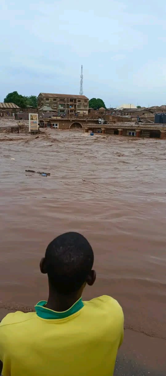 Niger: 30 killed, houses submerged as flood rips through communities
