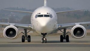 B733