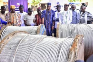Dangote-cement-donates-electrical-materials-450×301