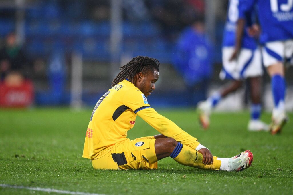 Knee-injury-rules-Lookman-out-of-Barca-clash