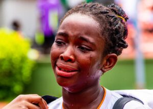 Mofifunoluwa-Atilola-crying-1